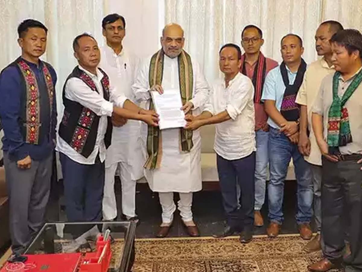  Manipur News: मणिपुर में समाधान की उम्मीदें आगे बढ़ीं, अमित शाह ने मृतकों को दफनाने के लिए कुकी संगठनों को दिए कई विकल्प