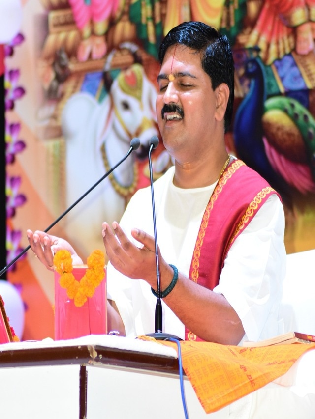 10 Most Popular Bhajans of Pujya Rajan Ji Maharaj | Rajan Ji Maharaj ...