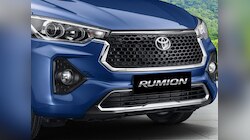 Toyota ले लाई नई सस्ती 7-सीटर कार, 10 लाख से भी कम होगी कीमत! देखें तस्वीरें