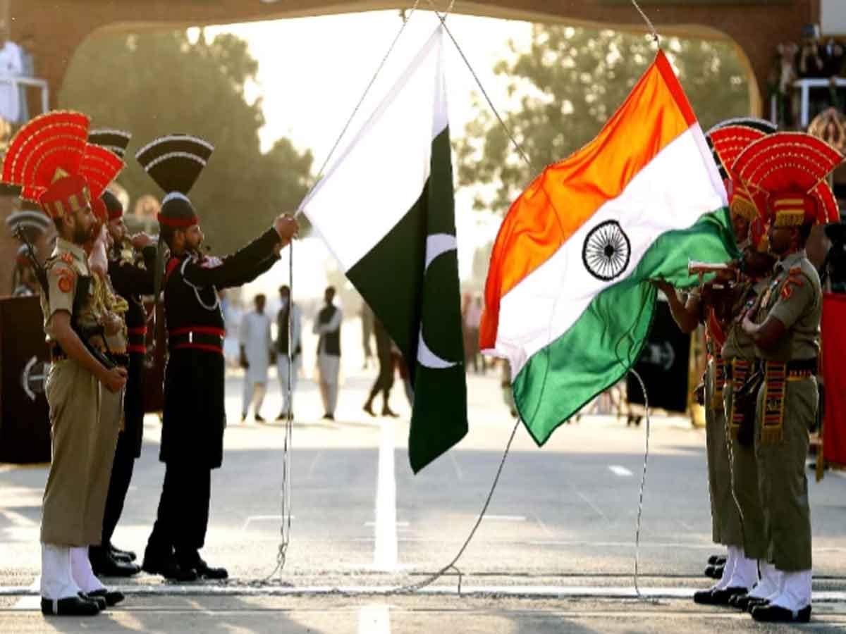 भारत से एक दिन पहले अपना स्वतंत्रता दिवस क्यों मनाता है पाकिस्तान, क्या आप जानते हैं? 