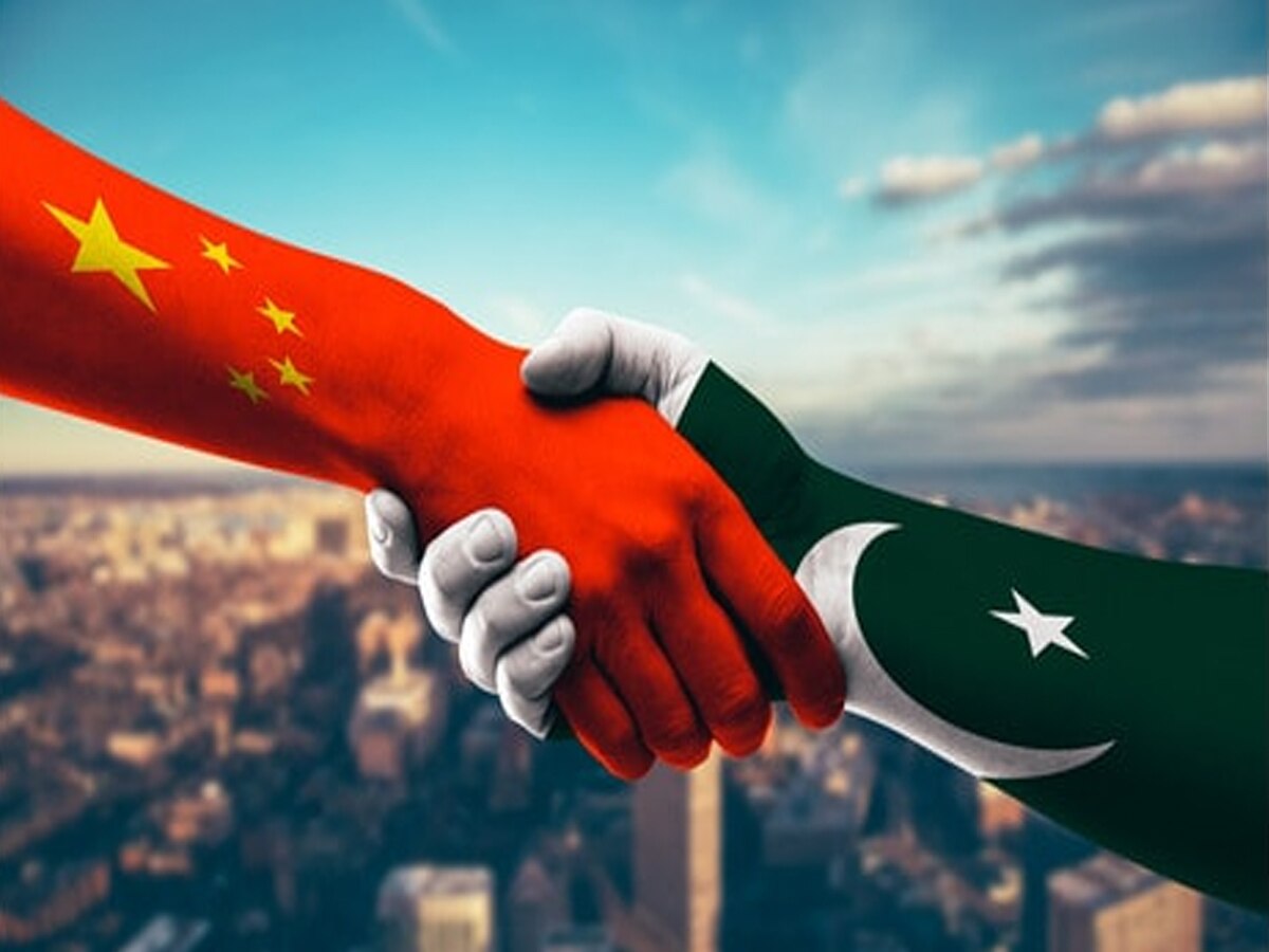 पाकिस्तान से चीन का रिश्ता कैसा है? ग्वादर हमले और PAK पीएम को लेकर ड्रैगन ने क्या कहा?