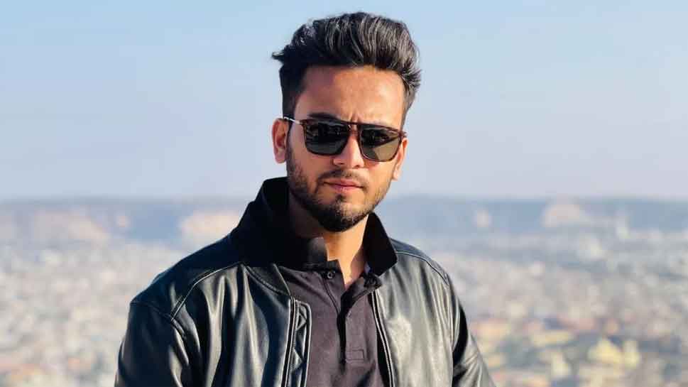 अभिषेक-एल्विश में हुई कड़ी टक्कर