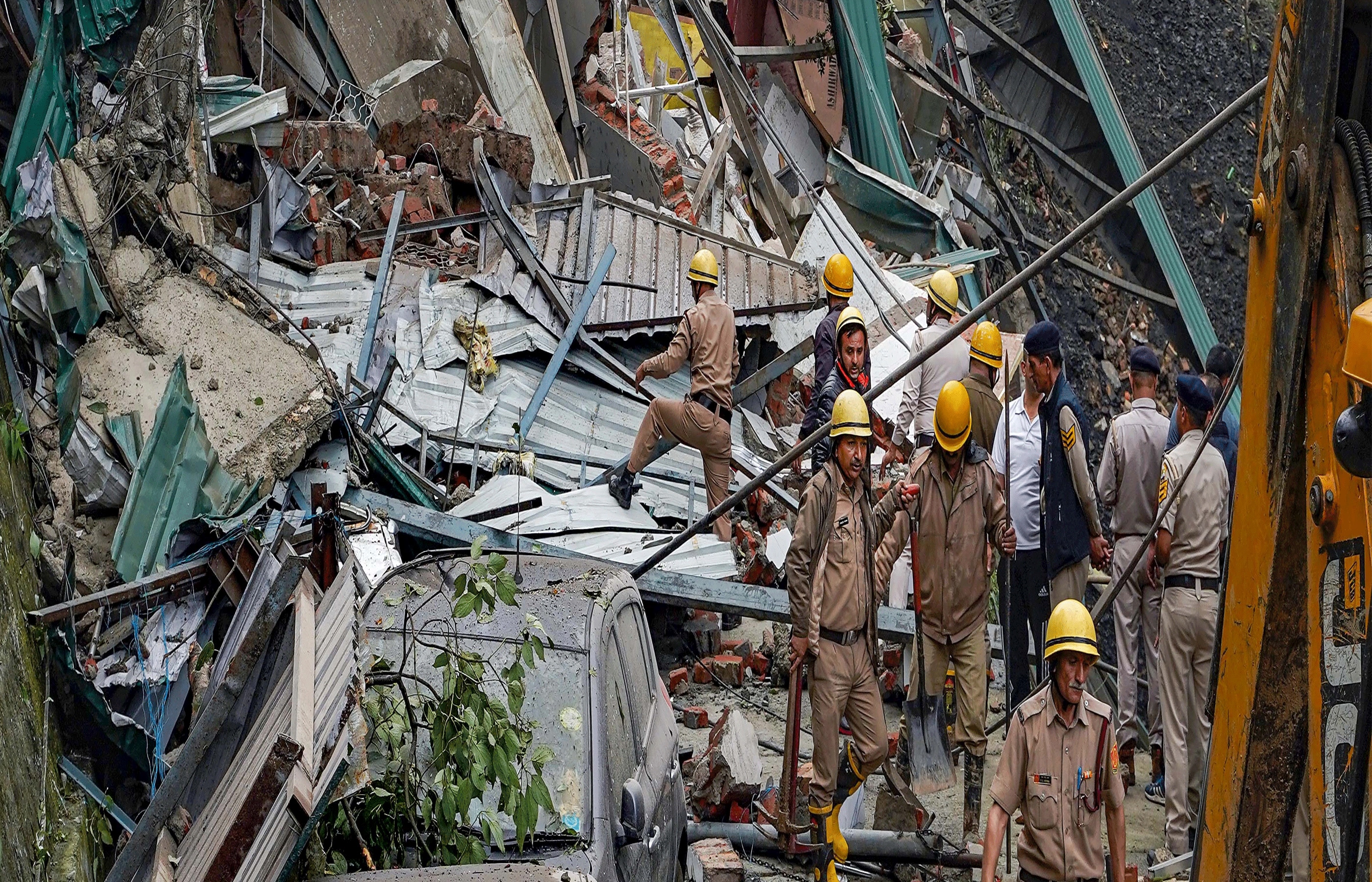 Himachal Pradesh Rain Alert Disaster Mandi Landslide Shimla Dozens ...