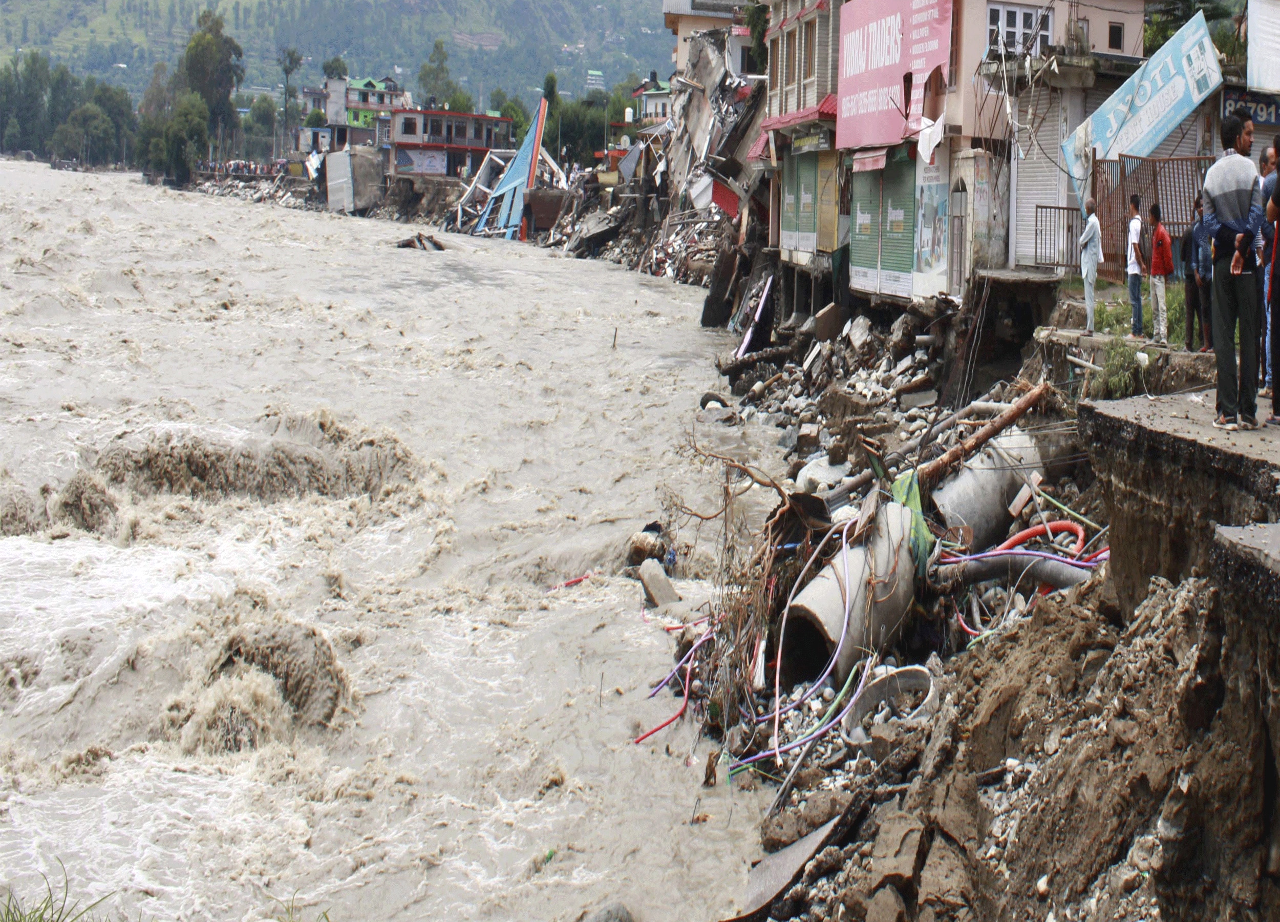 Himachal Pradesh Rain Alert Disaster Mandi Landslide Shimla Dozens ...