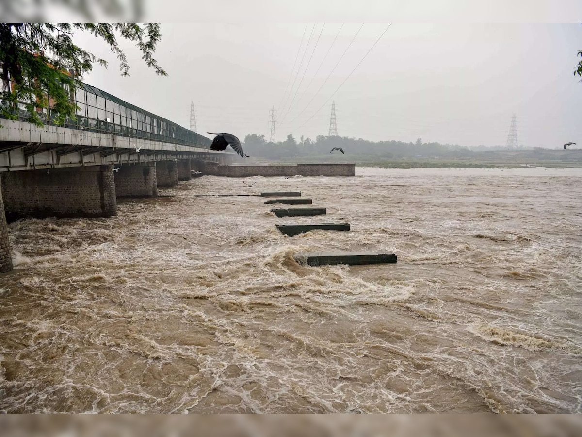 Weather Update: यमुना के बढ़ते जलस्तर के बीच IMD का अलर्ट, जानें अगले 5 दिन कैसा रहेगा दिल्ली का मौसम