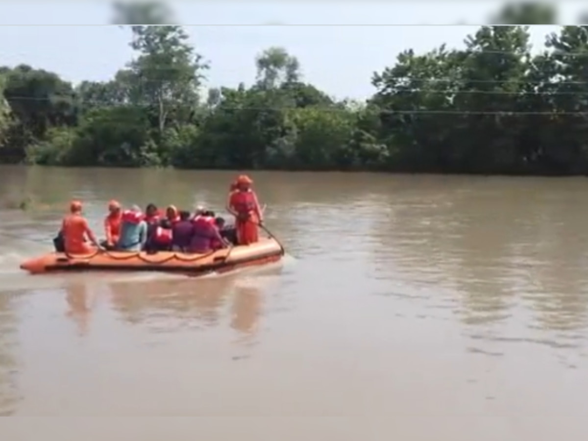 फतेहपुर व इंदौरा में बाढ़ प्रभावित इलाकों से 1100 से अधिक लोगों का हुआ रेस्क्यू-CM सुक्खू