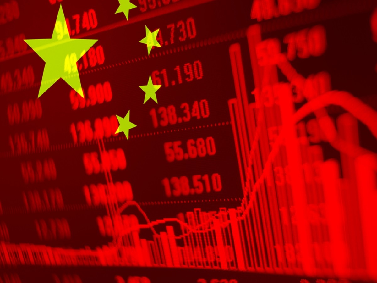 China Stock Market: चीन के बाजारों में मचा हाहाकार, लगातार 9वें दिन बिकवाली जारी, विदेशी निवेशक निकाल रहे पैसा...