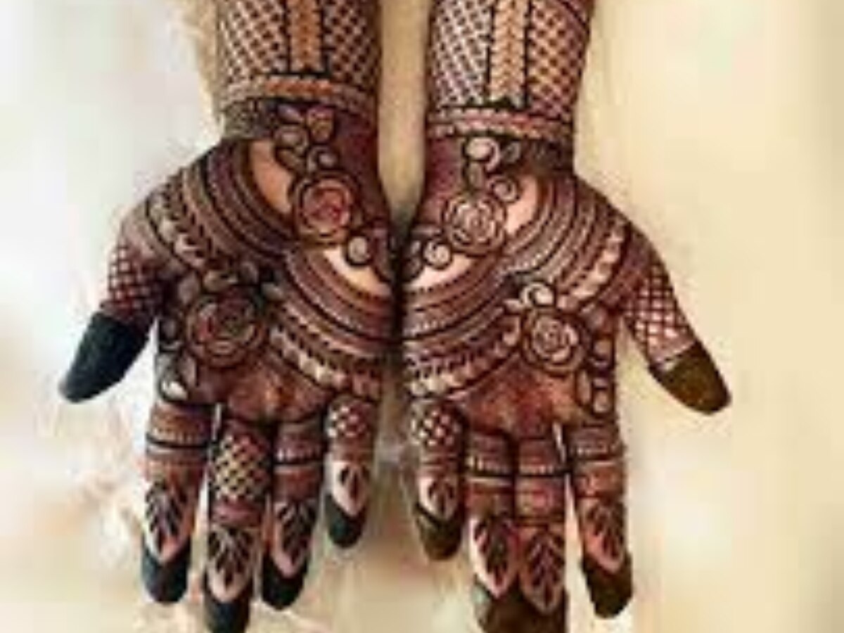 Hariyali Teej 2023 Create beautiful mehndi on your hands on Hariyali ...