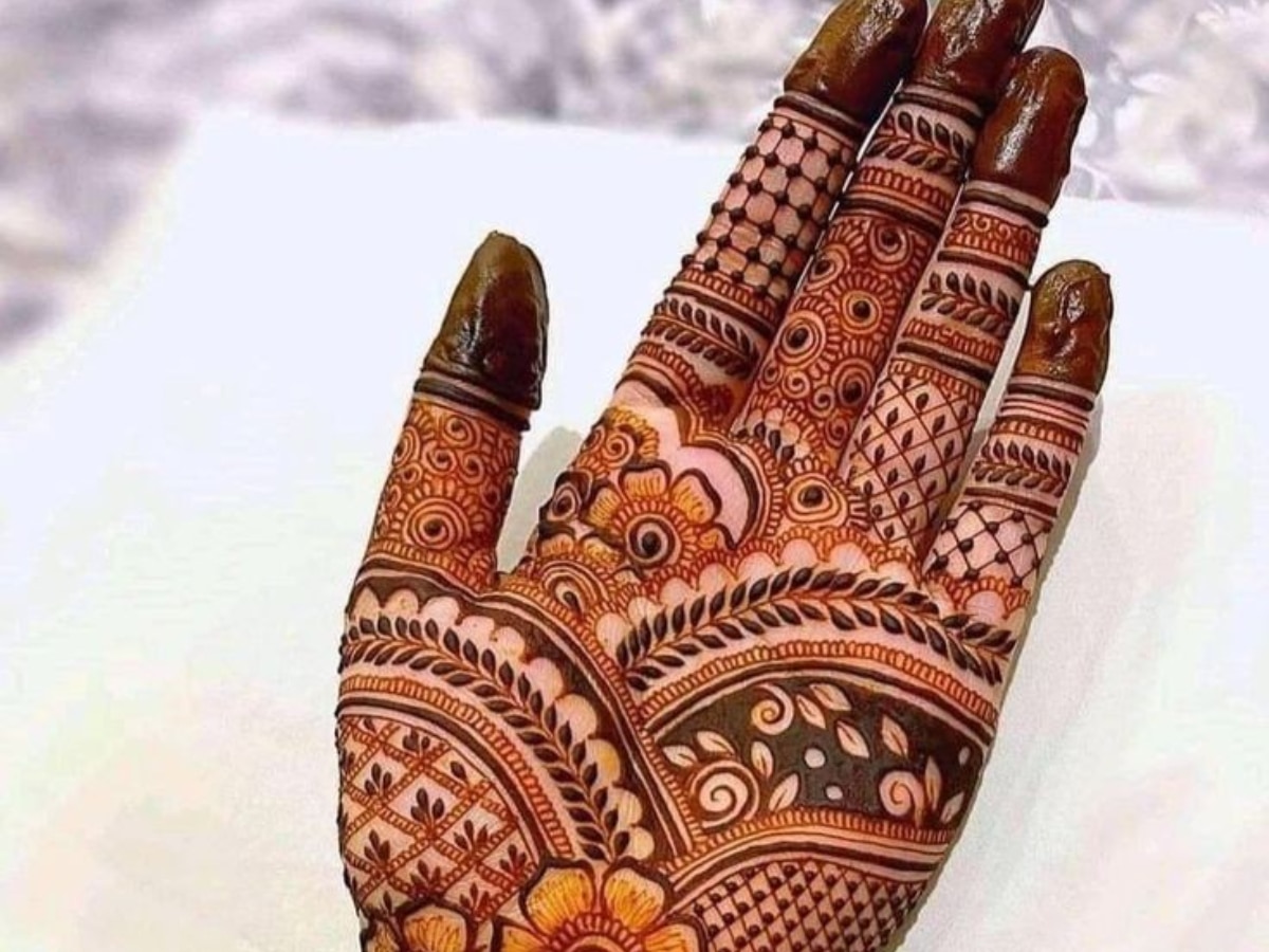 11 Latest and best mehandi design for teej for front or back hand