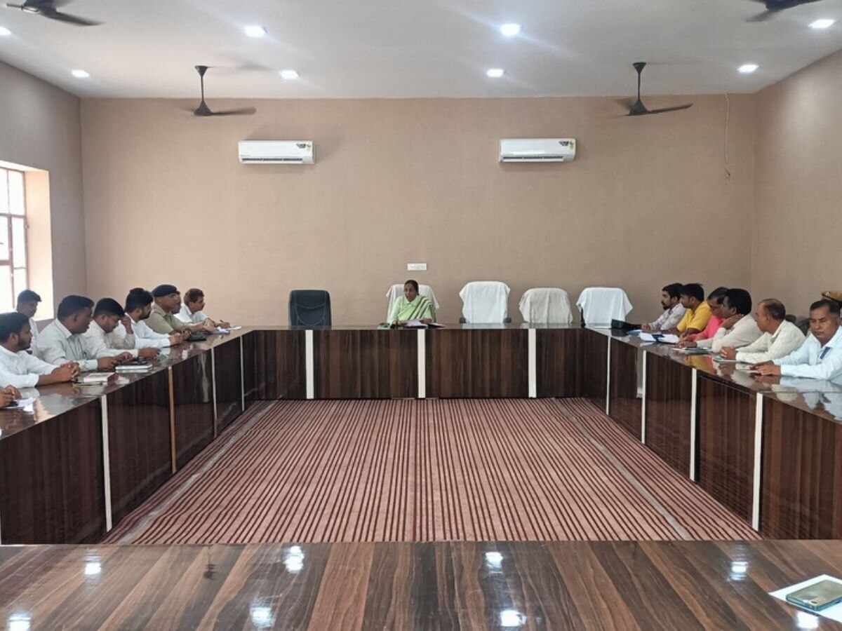 श्री गंगानगर: अनूपगढ़ जिले में पहली बार जनसुनवाई कार्यक्रम आयोजित, जिला कलेक्टर ने दिए समाधान के निर्देश