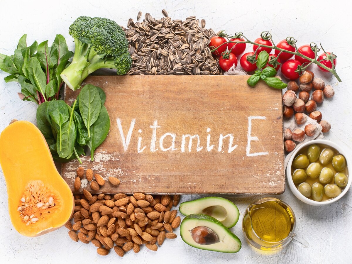 Vitamin E Rich Foods: बादाम से मूंग दाल तक, आंखों और दिल का ख्याल रखेंगे विटामिन ई से भरपूर 10 फूड