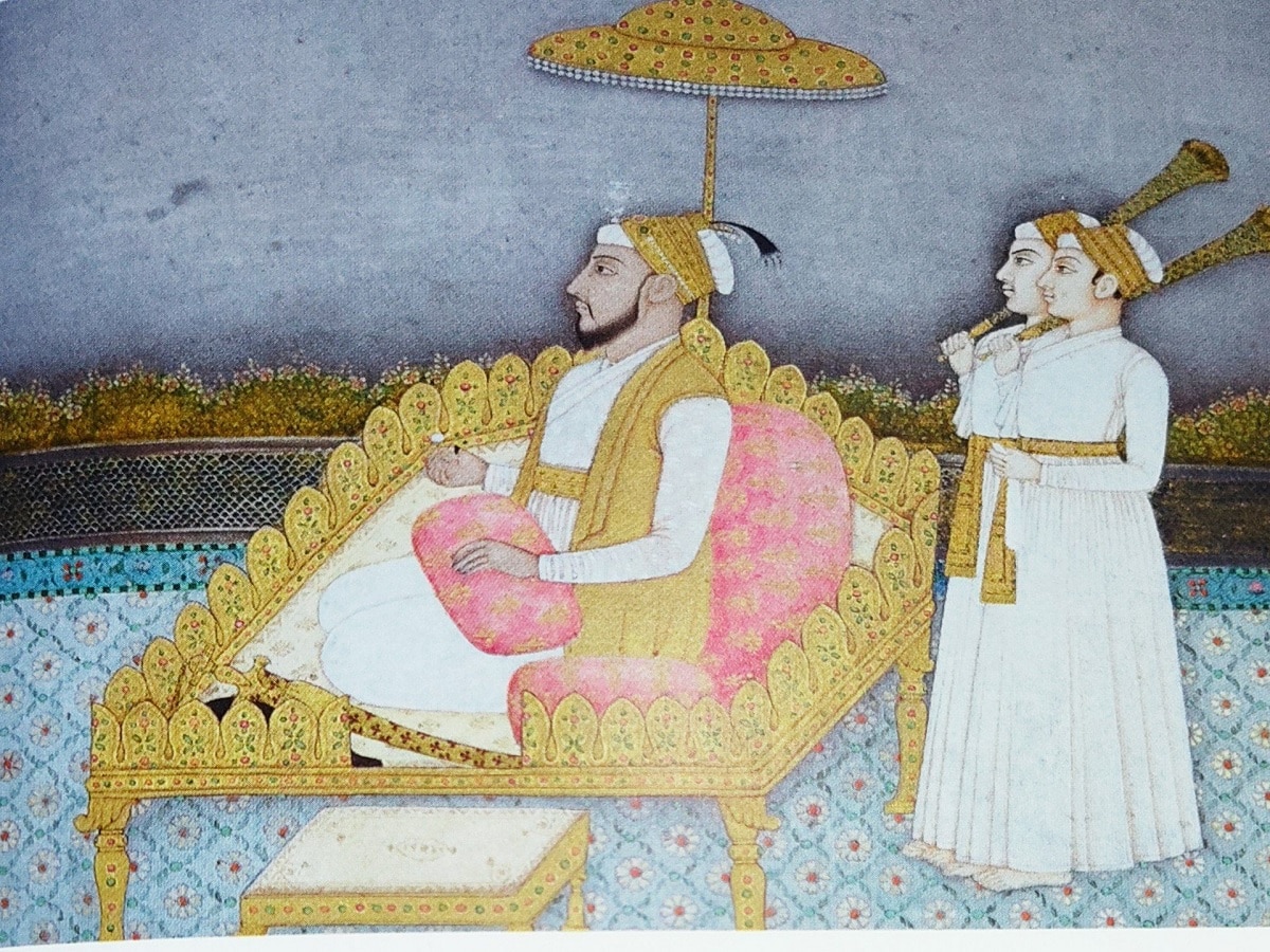 Mughal Emperor Shah Alam II: यह मुगल बादशाह हद से अधिक निकला कायर, छोटी सी फौज के सामने टेक दिए घुटने