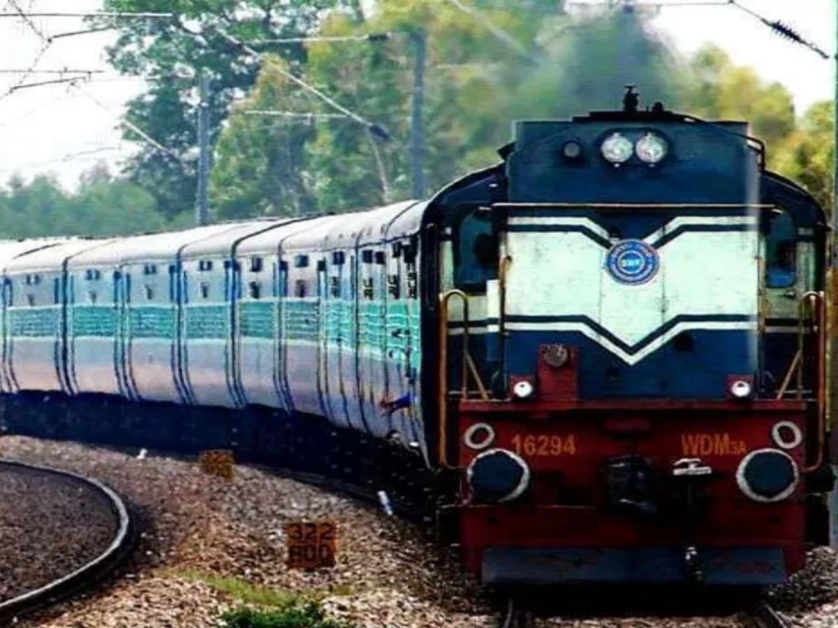 Indian Railway: रक्षाबंधन पर घर जाने वाले दें ध्यान! छत्तीसगढ़ से गुजरने वाली ये 24 ट्रेनें रहेंगी रद्द 