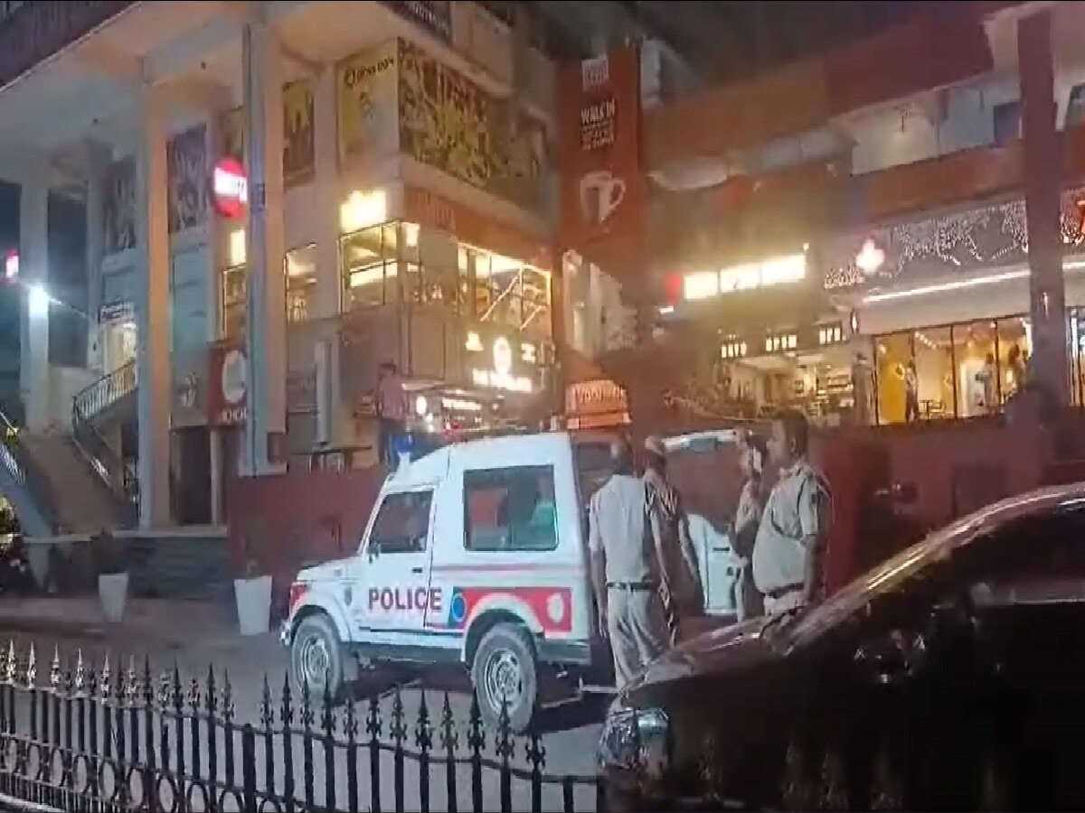 Delhi Crime:  नेताजी सुभाष प्लेस में मामूली विवाद में युवक की चाकुओं से गोदकर हत्या, 2 आरोपी गिरफ्तार