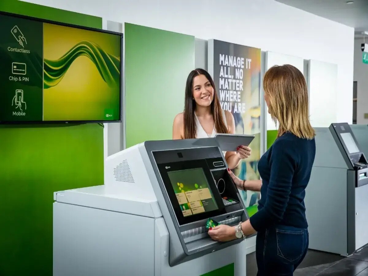 ATM Machine: ଟଙ୍କା ଉଠାଇବା ବ୍ୟତୀତ ଏଟିଏମ ଠାରେ ହୋଇପାରିବ ଏହି ୮ କାମ; ଜାଣନ୍ତୁ 