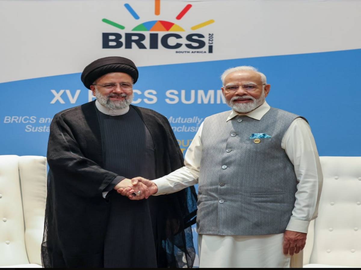 PM South Africa Visit: PM मोदी और ईरान के राष्ट्रपति के बीच अहम मीटिंग; कई मुद्दों पर चर्चा