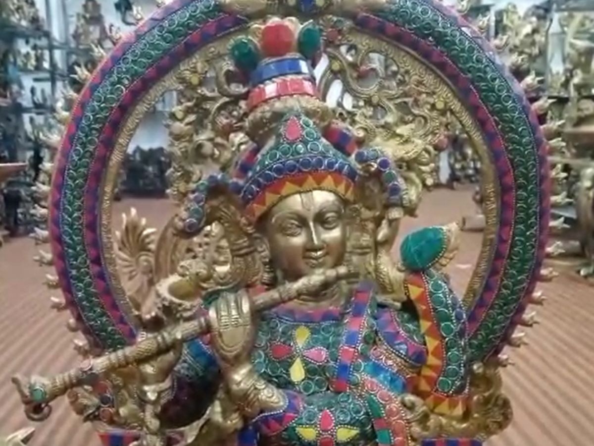 Shri Krishna Statue Photo