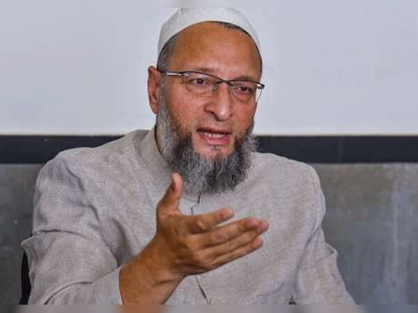 Asaduddin Owaisi: क्या BRICS सम्मेलन में जिनपिंग के पीछे भाग रहे थे मोदी; ओवैसी ने की सवालों की बौछार  