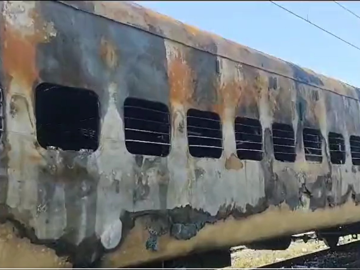 Madurai Train Fire: भीषण रेल हादसा, लखनऊ से जा रही ट्रेन में लगी आग, 9 लोगों की मौत 