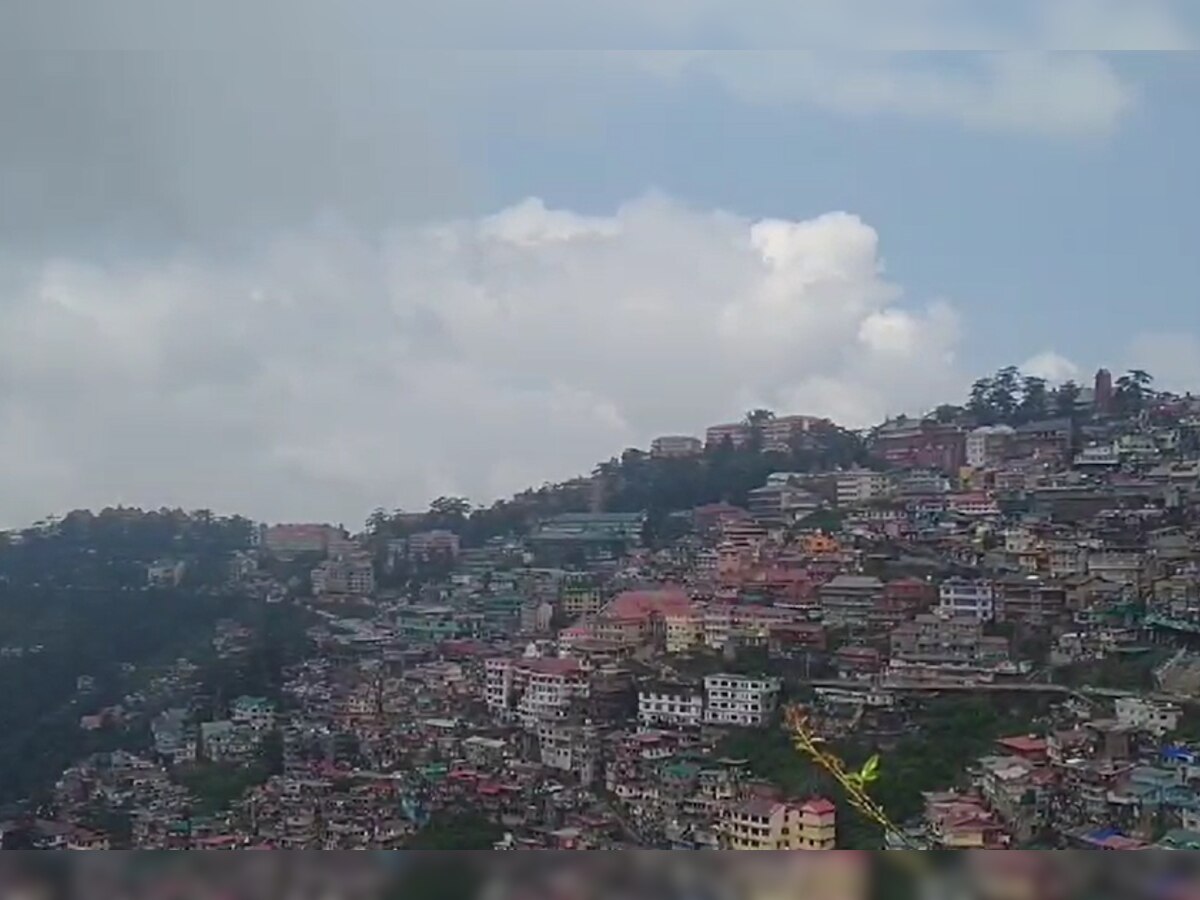 Shimla News: शिमला में लैंडस्लाइड का मंडरा रहा खतरा, खतरे की जद में 15 भवन