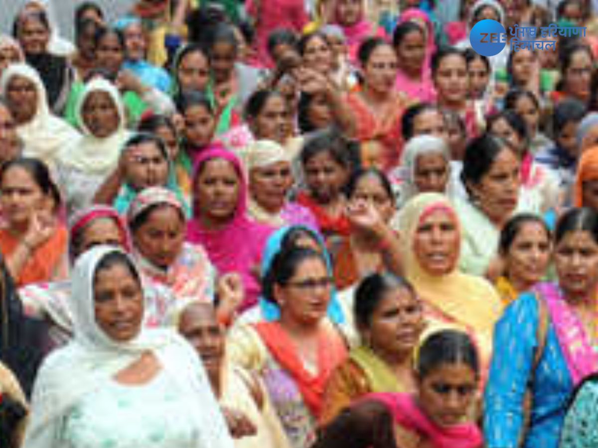 Punjab News: ਰੱਖੜੀ ਵਾਲੇ ਦਿਨ 4000 ਤੋਂ ਵਧ ਆਂਗਨਵਾੜੀ ਵਰਕਰਾਂ ਤੇ ਹੈਲਪਰਾਂ ਨੂੰ ਦਿੱਤੇ ਜਾਣਗੇ ਨਿਯੁਕਤੀ ਪੱਤਰ Punjab News: ਰੱਖੜੀ ਵਾਲੇ ਦਿਨ 4000 ਤੋਂ ਵਧ ਆਂਗਨਵਾੜੀ ਵਰਕਰਾਂ ਤੇ ਹੈਲਪਰਾਂ ਨੂੰ ਦਿੱਤੇ ਜਾਣਗੇ ਨਿਯੁਕਤੀ ਪੱਤਰ