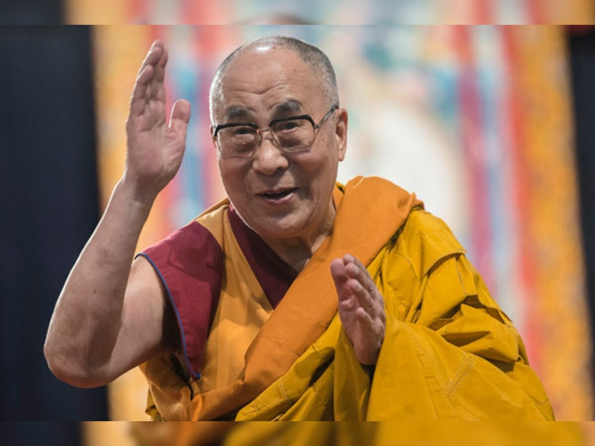 Dalai Lama: लद्दाख से मैक्लोडगंज लौटे धर्मगुरु दलाई लामा, एयरपोर्ट लोगों ने किया स्वागत 