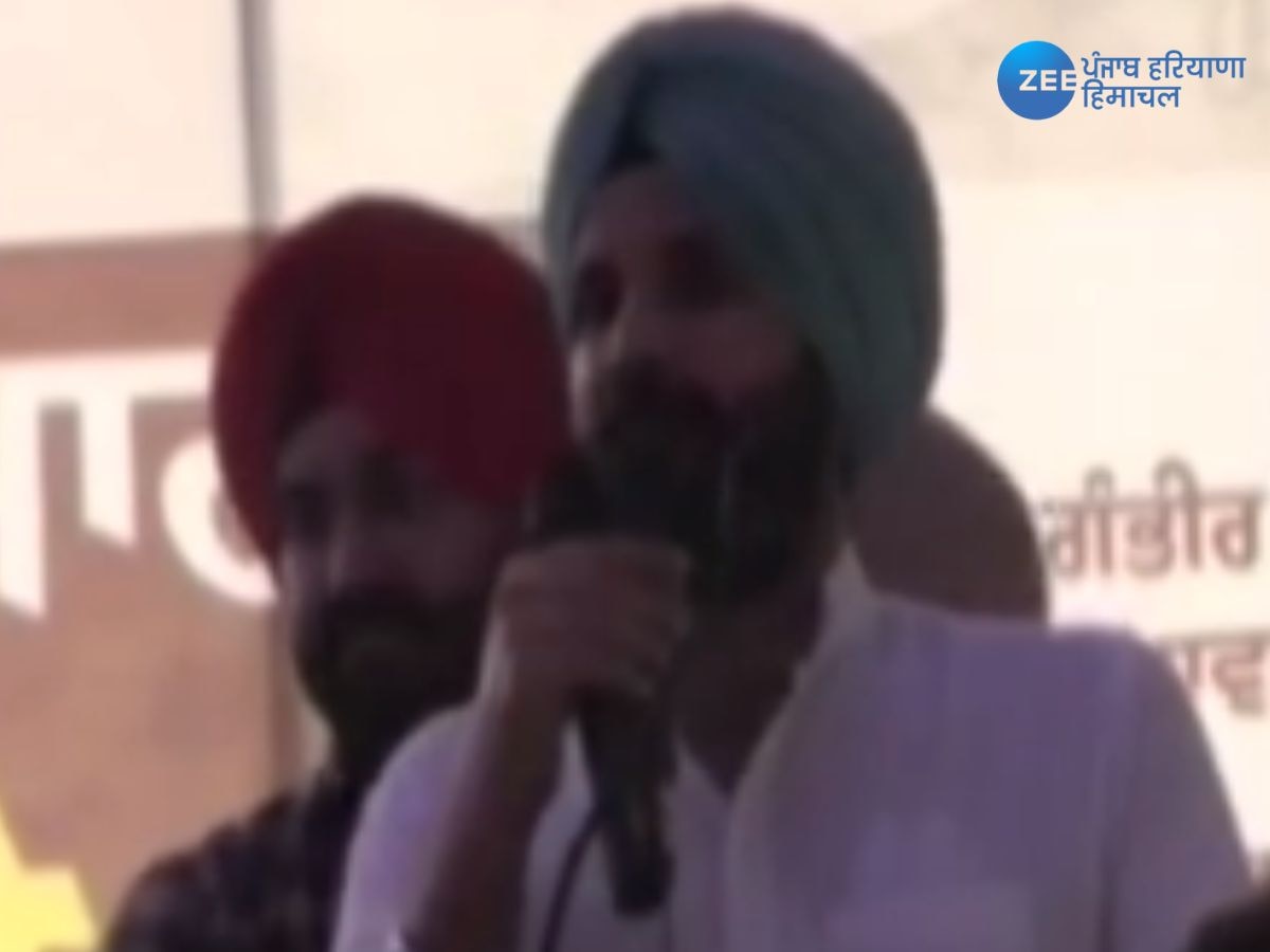 Amarinder Singh Raja Warring: ਰਾਜਾ ਵੜਿੰਗ ਨੇ ਸੁਖਜਿੰਦਰ ਸਿੰਘ ਰੰਧਾਵਾ ਦੇ ਪੁੱਤਰ ਉਦੈਵੀਰ ਨੂੰ ਦਿੱਤੀ ਥਾਪੀ