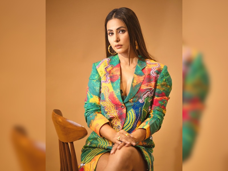 हिना ख़ान का स्मार्ट लुक 