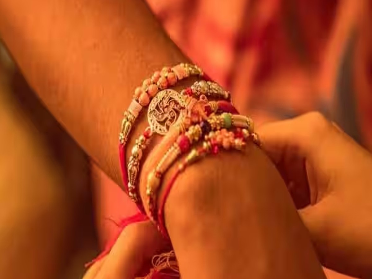 Raksha Bandhan 2023: कब मनाया जाएगा रक्षाबंधन का त्योहार, क्या है राखी बांधने का शुभ मुहूर्त