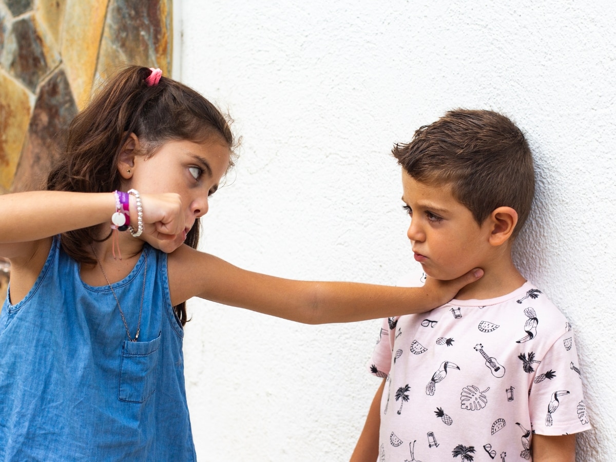 Parenting Tips: क्या आपके बच्चे को छोटी-छोटी बातों पर आता है गुस्सा? इन 4 तरीकों से करें उन्हें हैंडल