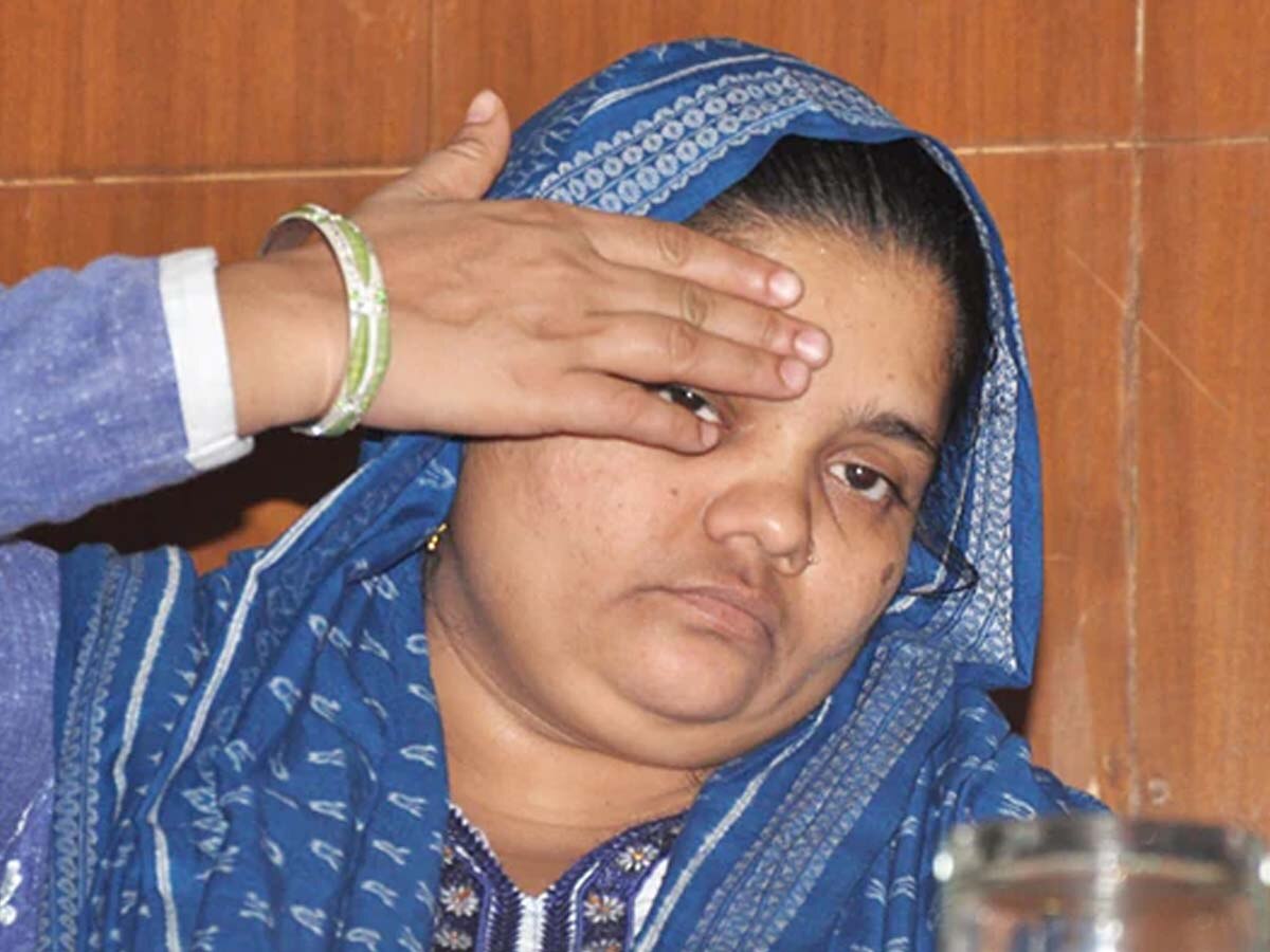 Bilkis Bano Case: बिलकिस बानो को मिलेगा इंसाफ? मुजरिमों को मिली छूट को चैलेंज करने वाली अर्जी पर SC में सुनवाई