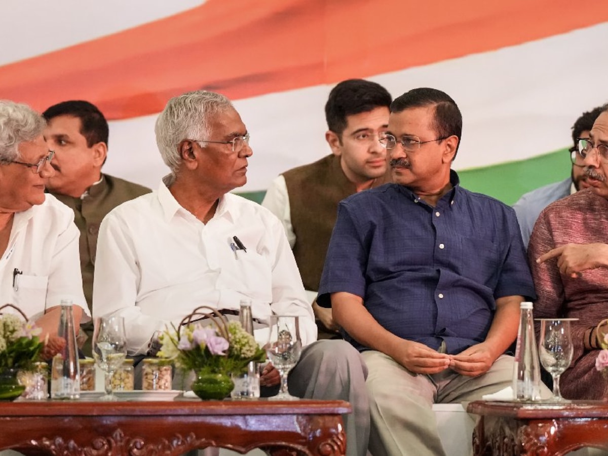 INDIA की बैठक से पहले कांग्रेस के पोस्टर में केजरीवाल की एंट्री, ये नेता बन सकता है गठबंधन का संयोजक