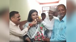 इलेक्ट्रॉनिक की दुकान चलाने वाली की बेटी ने लहराया परचम, पास की UP PCS J परीक्षा