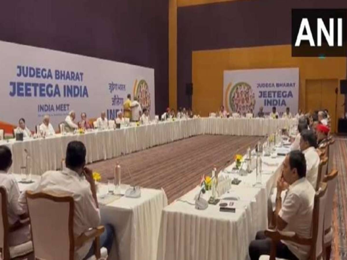 Opposition Meeting: मुंबई में 'INDIA' गठबंधन की पहले दिन की मीटिंग ख़त्म, इन मुद्दों पर हुई चर्चा