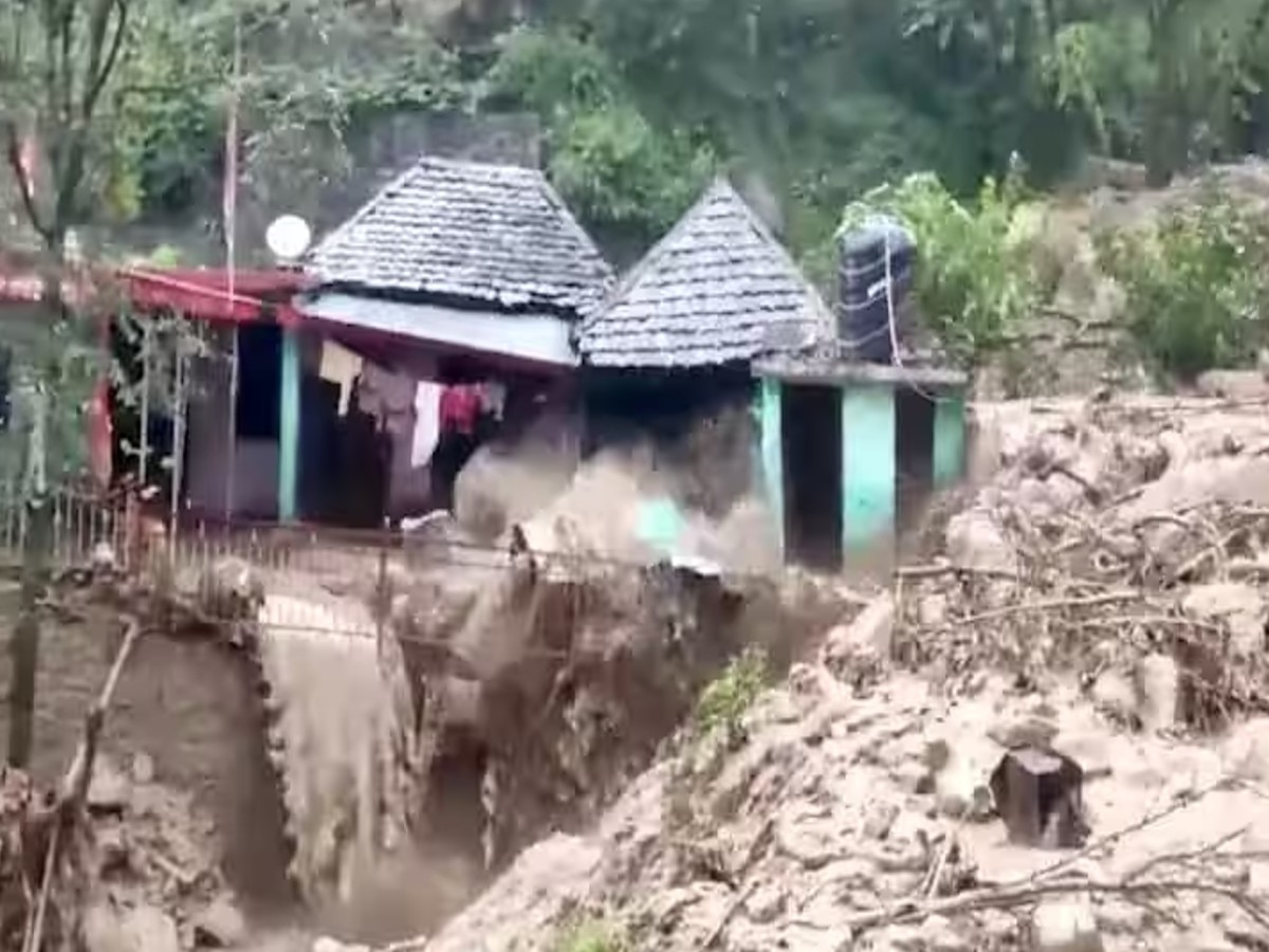 Himachal Pradesh में आपदा की चपेट में आकर 710 घर हुए नष्ट, 1200 घरों को हुई आंशिक क्षति