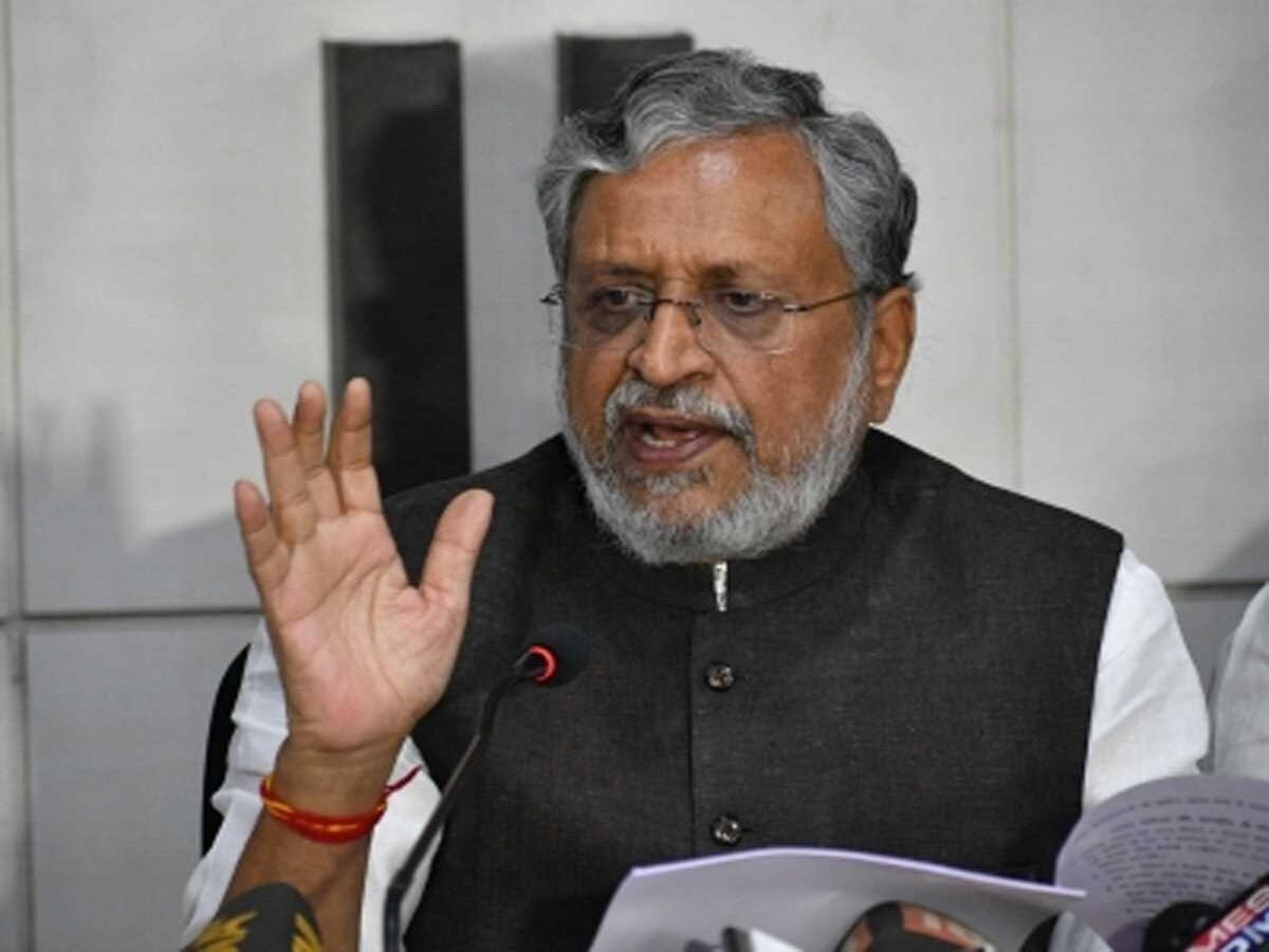 Bihar Politics: जो लोग कानून को रौंदकर राज करते थे, वे ही आज संविधान बचाने की बात कर रहे: सुशील मोदी