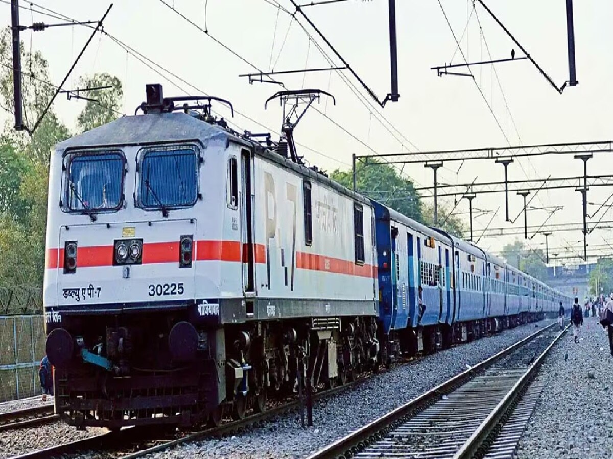 Indian Railways: G20 सम्मेलन के दौरान 200 से ज्यादा ट्रेनों को किया गया कैंसिल, कई के बदले रूट, यहां देखिए पूरी लिस्ट
