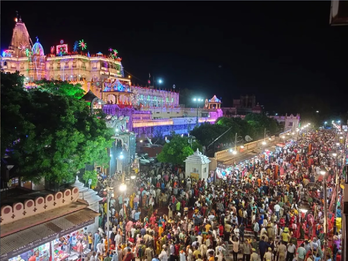 in Mathura devotees from abroad can call and ask about day of Shri