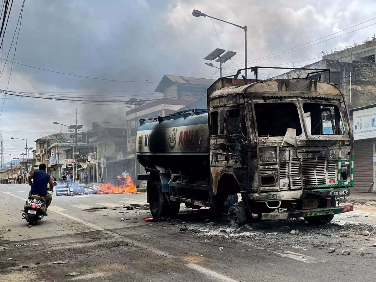 Manipur Violence Updates: मणिपुर हिंसा की 'एकतरफा कवरेज' पर बुरा फंसा 'एडिटर्स गिल्ड', अध्यक्ष समेत 4 सदस्यों पर केस दर्ज