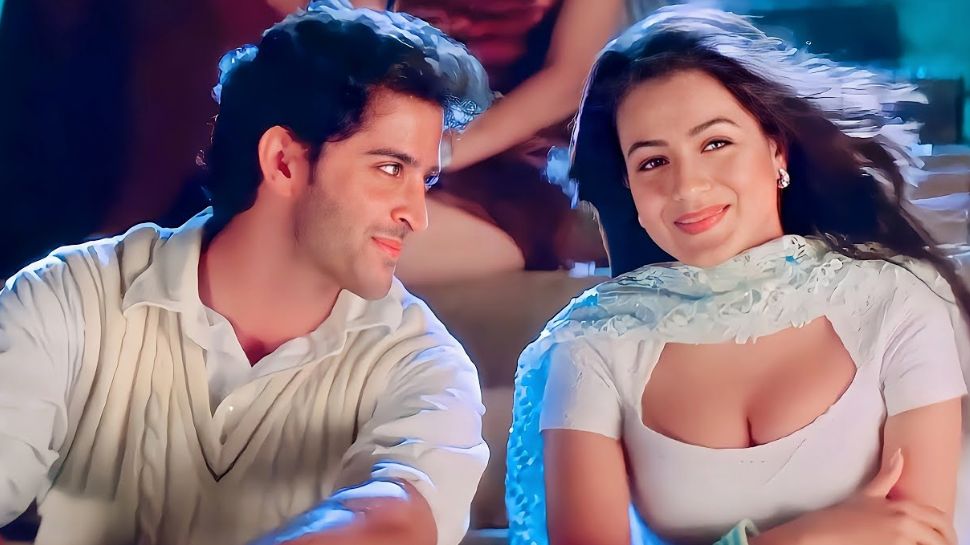 मैं फ्लॉप पर फ्लॉप दे रहा हूं, आप गदर...जब Ameesha Patel के सामने छलका ऋतिक का दर्द मैं फ्लॉप पर फ्लॉप दे रहा हूं, आप गदर...जब Ameesha Patel के सामने छलका ऋतिक का दर्द