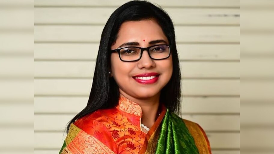 madhya pradesh general administration department invalidated sdm nisha ...
