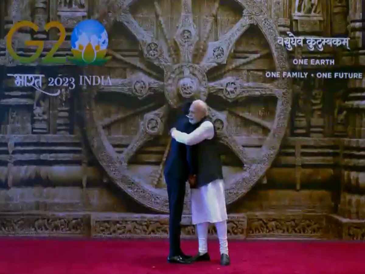 Watch: ‘भारत के दामाद’ ऋषि सुनक को गर्मजोशी से लगाया गले, PM मोदी ने ब्रिटिश प्रधानमंत्री का ऐसे किया स्वागत