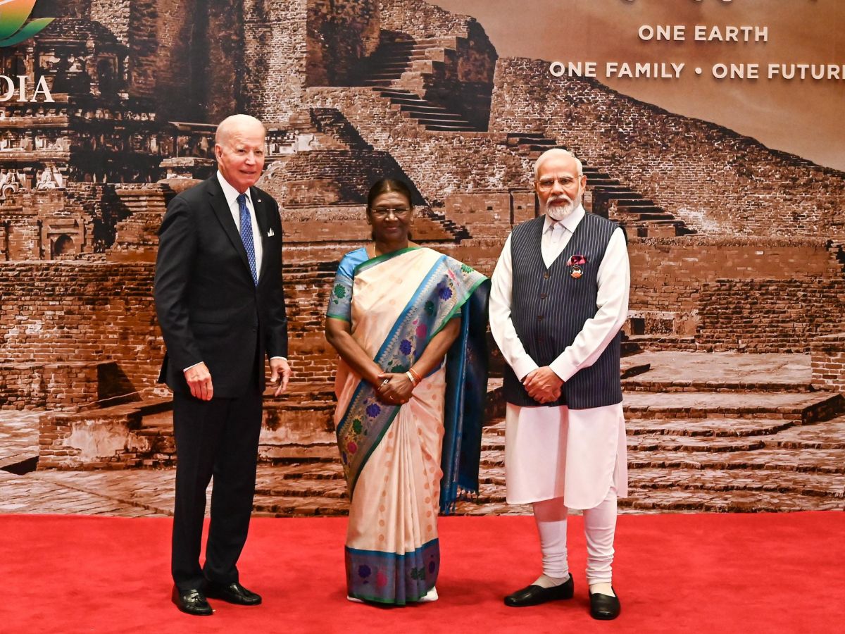 राष्ट्रपति द्रौपदी मुर्मू के डिनर में  G20 के नेताओं का भव्य स्वागत, भारतीय वेशभूषा की दिखी &#039;वैश्विक&#039; झलक 