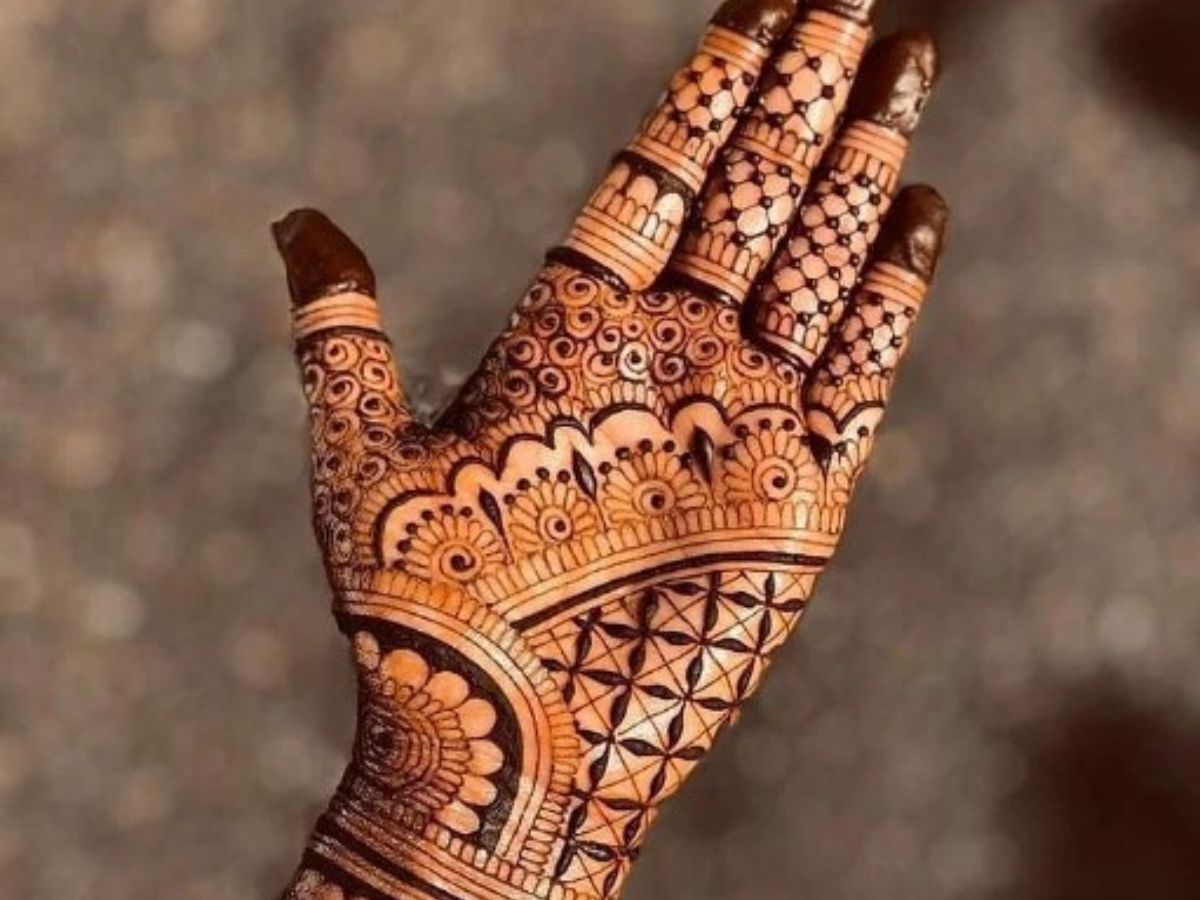 Hartalika Teej latest Mehendi Designs Women apply this beautiful Mehendi on  Hartalika Teej-Hartalika Teej Mehendi Designs: हरतालिका तीज पर महिलाएं  लगाएं ये खूबसूरत मेंहदी, बढ़ेगी हाथों की सुंदरता