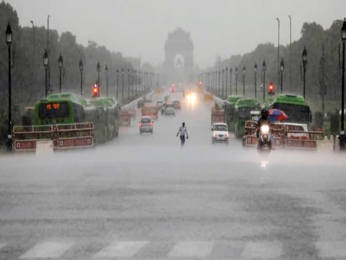 Delhi Rainfall: दिल्लीवासी सावधान! शुरू होने वाला है बारिश का दौर