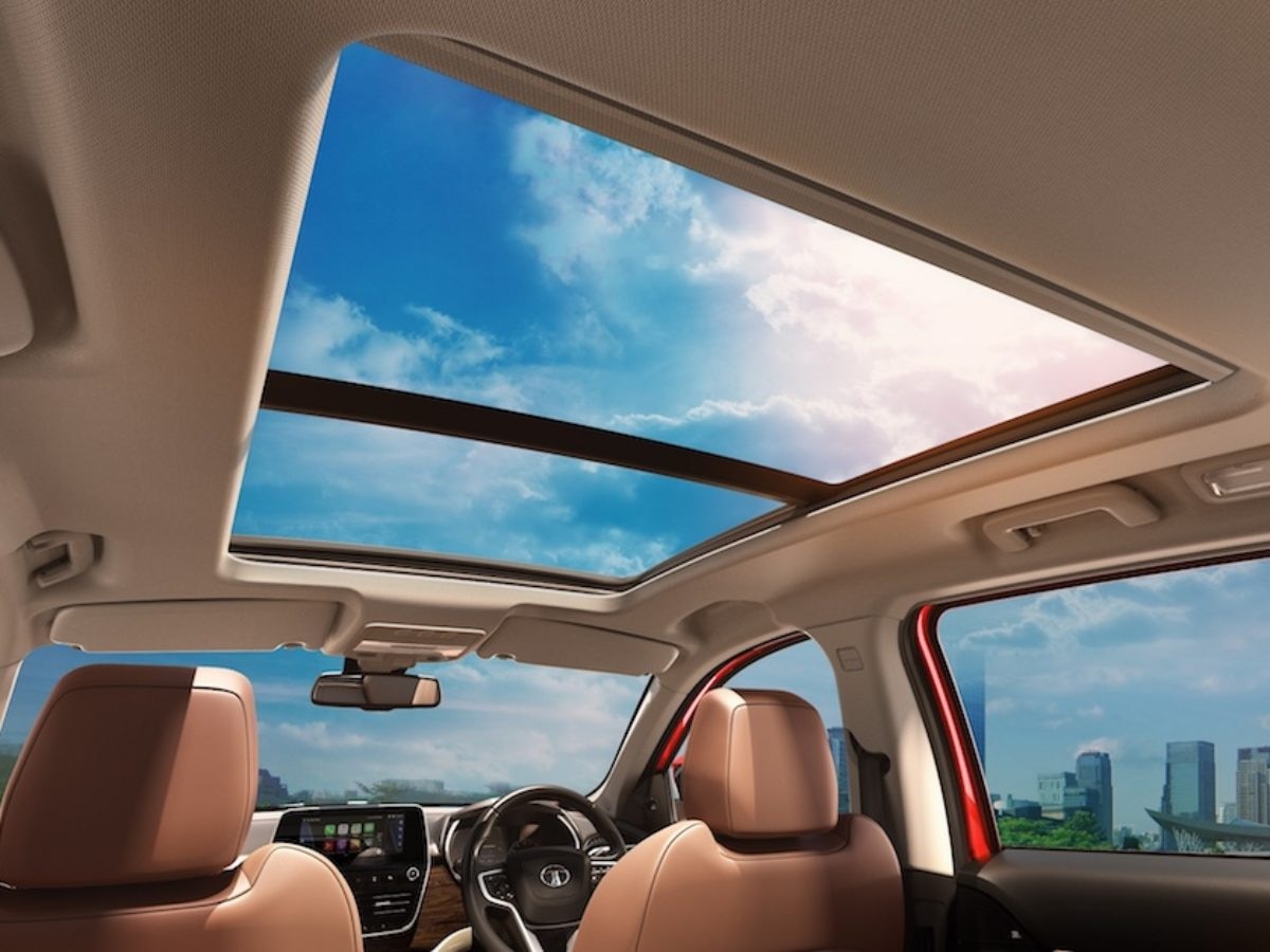 Top Five major disadvantages of car sunroof । ये 5 नुकसान जान लिए तो
