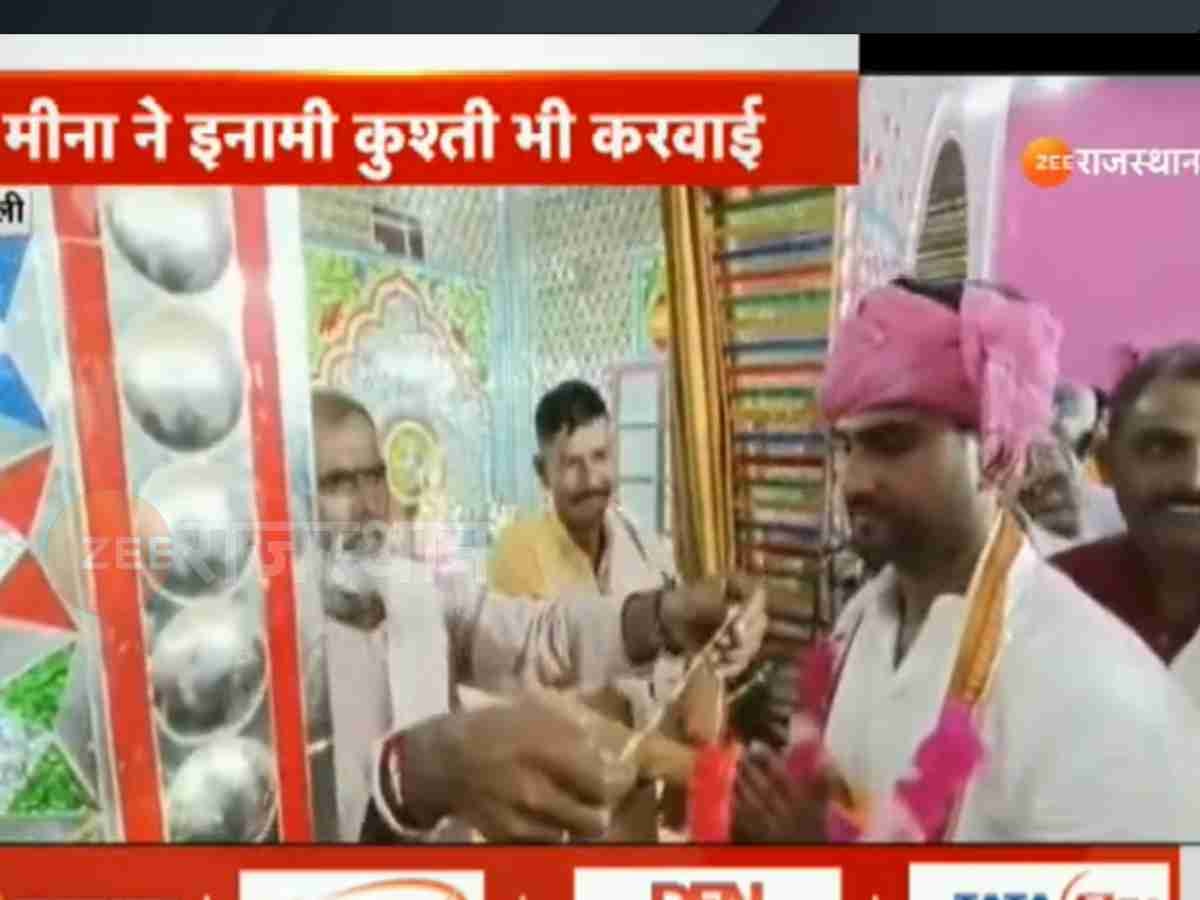 Karauli: मेले में गुर्जर समाज ने किया बसपा प्रत्याशी एडवोकेट रविन्द्र मीना का अभिनंदन, समर्थन का ऐलान