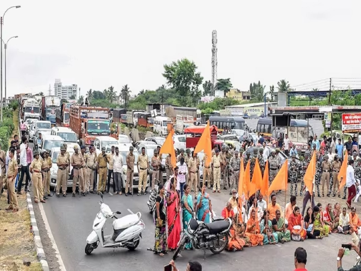 मनोज जरांगे की जिद के कारण महाराष्ट्र में भड़की हिंसा? हाई कोर्ट ने की सख्त टिप्पणी