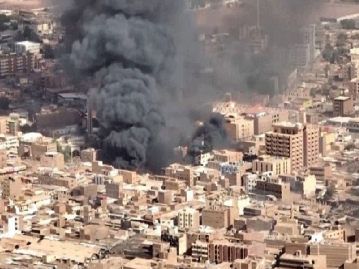 Sudan News: खार्तूम में हवाई हमले में 40 लोगों की मौत, दर्जनों लोग घायल  