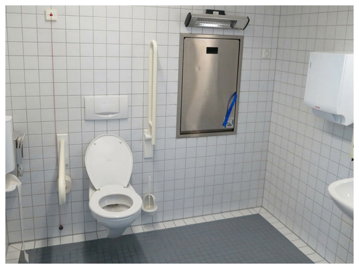 what is the difference between washroom bathroom toilet | जरूर जान लें बाथरूम और वाशरूम के बीच ...